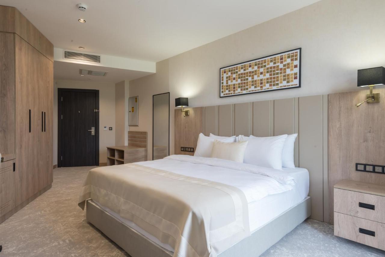Ramada Plaza By Wyndham Batman Hotel Kültér fotó