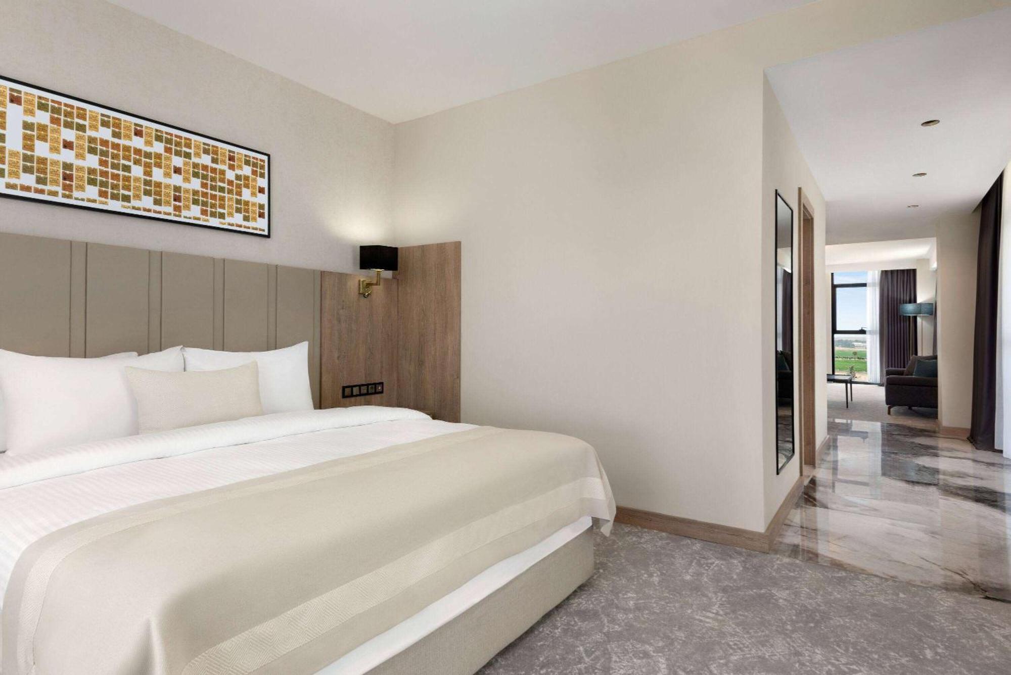 Ramada Plaza By Wyndham Batman Hotel Kültér fotó