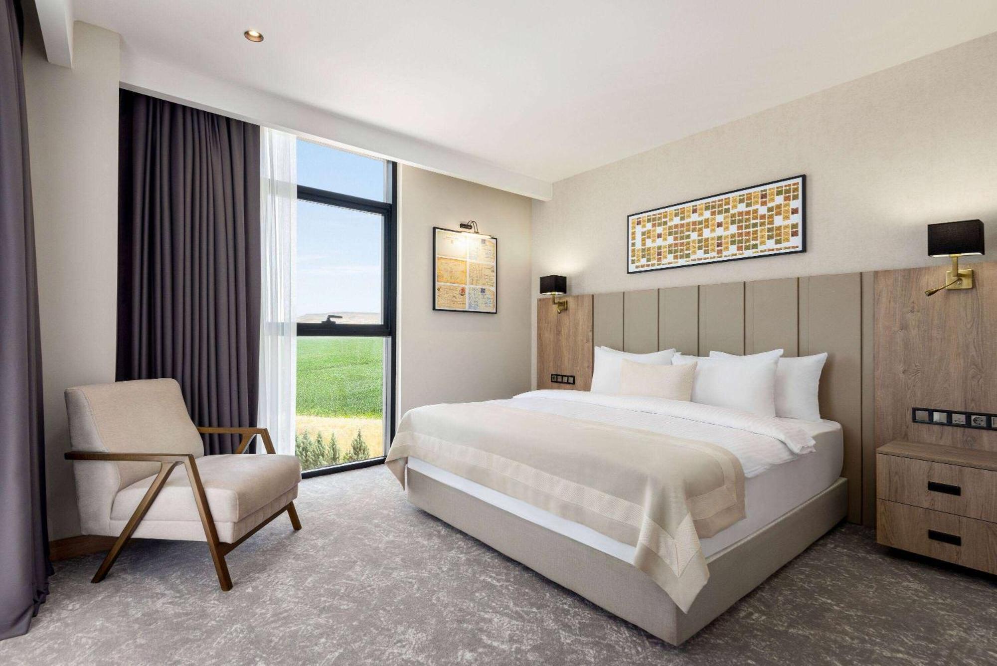 Ramada Plaza By Wyndham Batman Hotel Kültér fotó